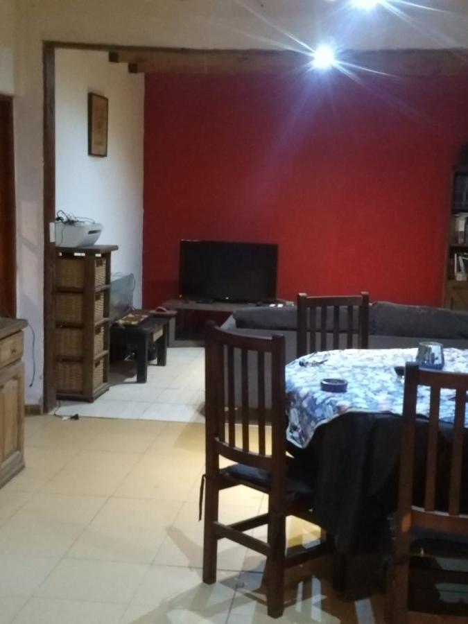 Luis'S House Ezeiza Airport Hotell Monte Grande Exteriör bild